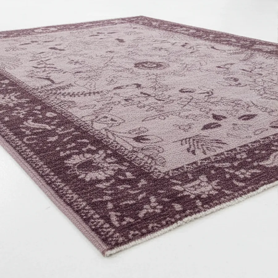 Side profile of the rug.